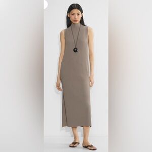 WORN ONCE - Aritzia Babaton Optimize Dress - Colour Ashen - Size Medium
